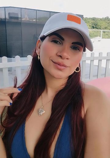 Vickely, on cam now
